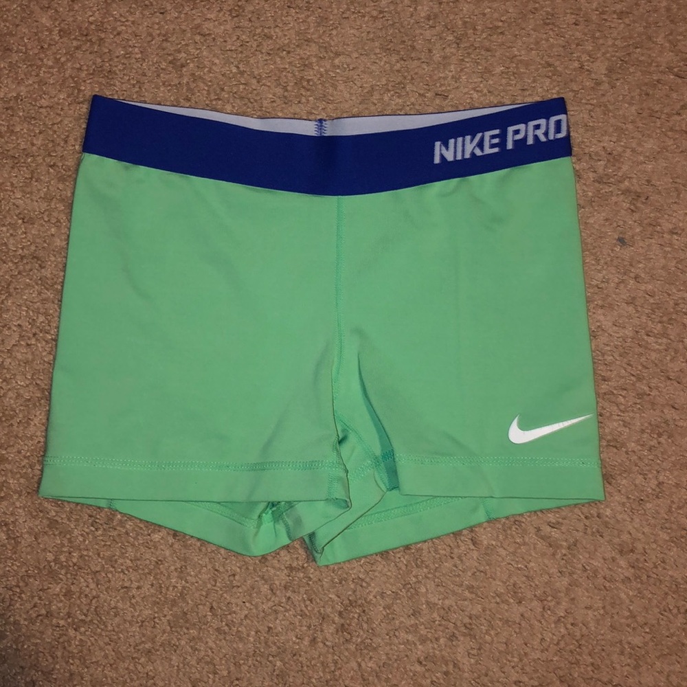 Nike dri fit spandex